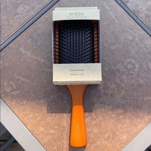 Brand new Aveda Paddle Brush